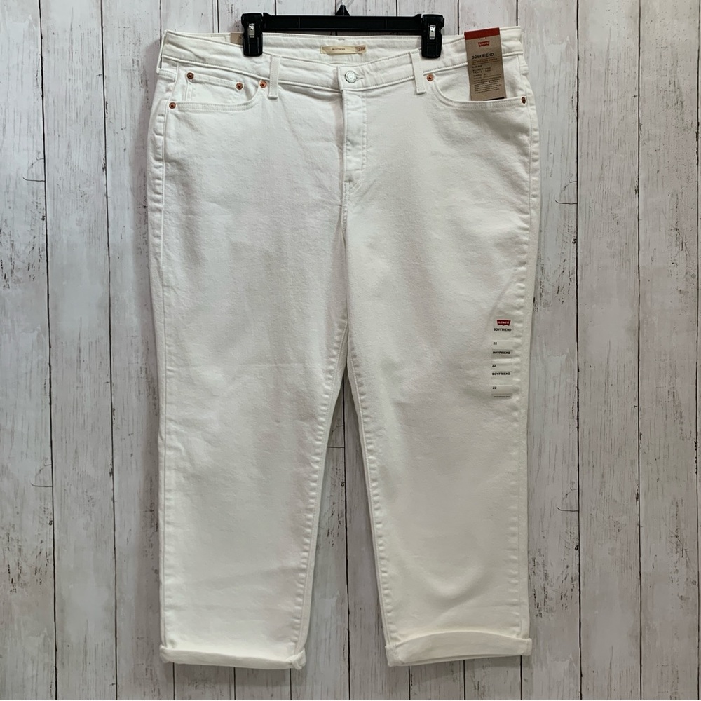 Levis Boyfriend Jeans Womens 22W White Mid Rise Tapered Leg Stellar Stretch NWT